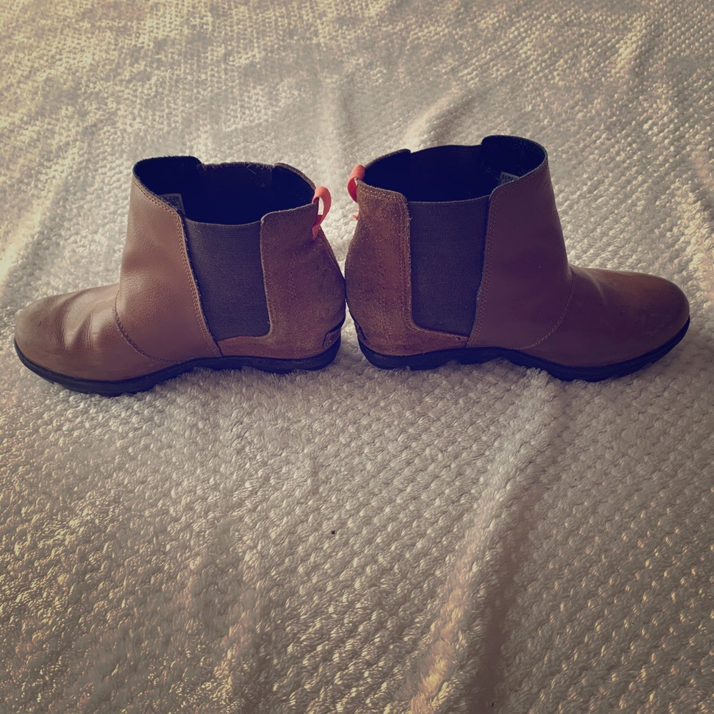 Kids Joan of Arctic Wedge II Chelsea Boot by Sorel